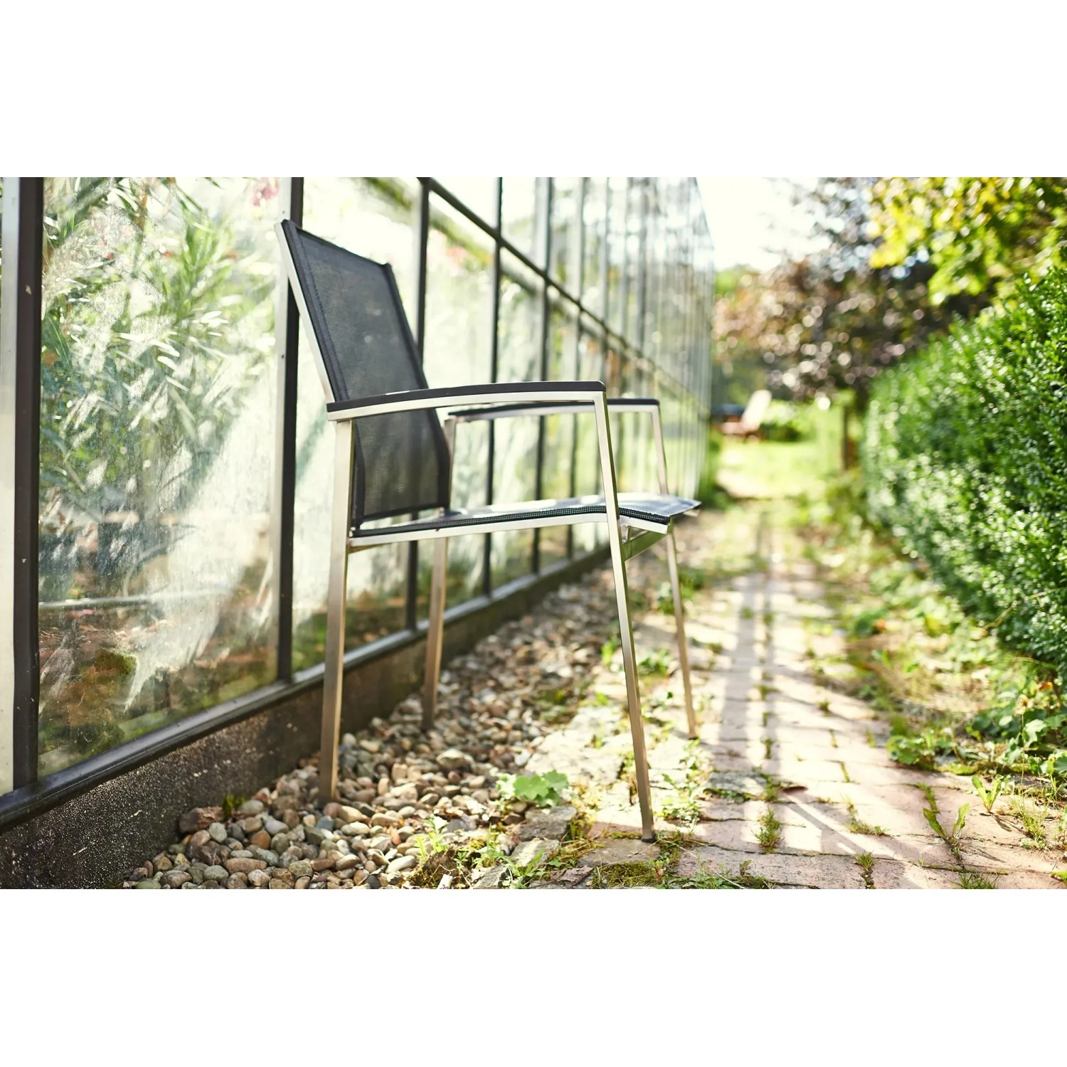 Acamp Stapelsessel Auris aus Edelstahl mit Acatex-Gewebe, Teil des Gartenmöbel-Sets.