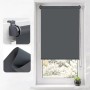 Graues SALCAR Verdunkelungsrollo mit Klemmfix-Montage am Fenster. Blickdichter Thermostoff für Sonnenschutz und Privatsphäre.
