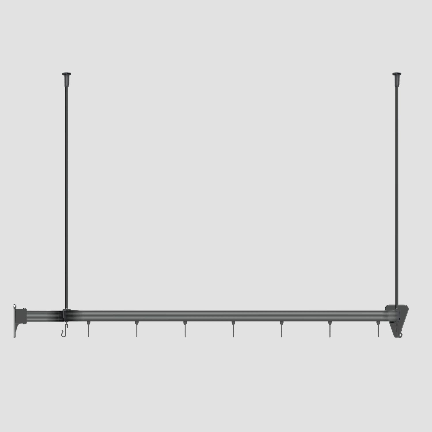 Flexible, schwarze Euroshowers Duschvorhangstange (300 cm) mit Decken- und Wandhalterung.