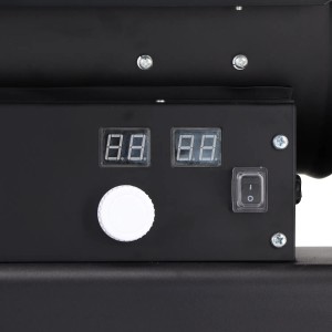 Detailaufnahme der TroniTechnik Diesel Heizkanone: Bedienfeld mit Digitalanzeige, Schalter und Drehknopf.