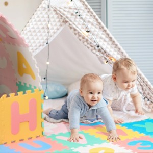 Relaxdays Puzzlematte Schaumstoff Bunt Abwischbar 171 cm x 171 cm 2,2 kg