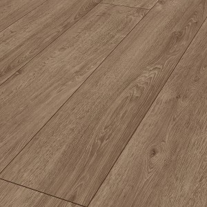 Nahaufnahme: Classen Laminat Grande XXL Eiche Ashford Braun, wasserfest, 8 mm stark.