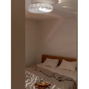 Weiße PR Home Plafond Deckenleuchte im Schlafzimmer. Skandinavisches Design.