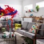 Komar Vliesfototapete mit Spider-Man Graffiti Art Motiv im Wohnraum, 300x150cm.