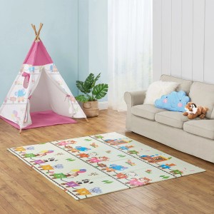 Juskys Kinder Spielmatte Toni 180x200 cm mit Zoo- und Zugmotiven im Kinderzimmer.