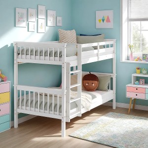 Weißes Homestyle4u Etagenbett aus Holz mit zwei Liegeflächen 90x200 cm im Kinderzimmer.