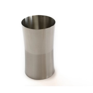 Silberner Bagnoxx Zahnputzbecher aus Edelstahl, 11,5 cm hoch, für Zahnbürsten und Zahnpasta.