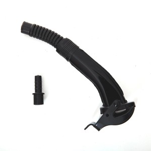 Schwarzer, flexibler Ausgießer für Kraftstoffkanister aus Metall, passend für 5L, 10L und 20L Kanister.