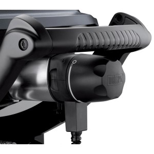 Detailaufnahme des Weber Elektro-Standgrills Q1400: Drehregler für stufenlose Hitzeregulierung.