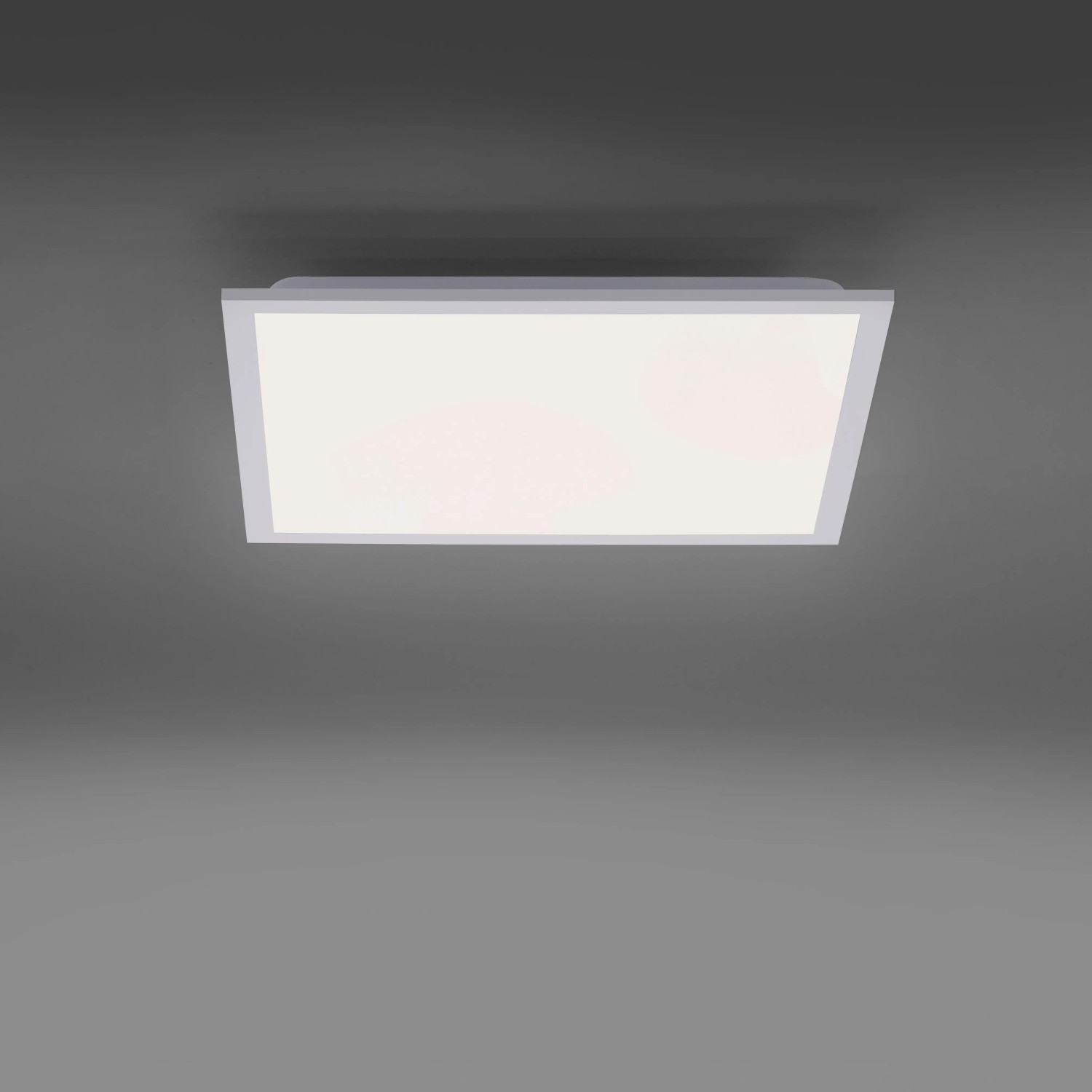 Weißes Just Light LED-Panel Fleet, 44,5x44,5 cm, für Deckenmontage.