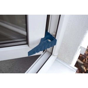 Dunkelblauer Schellenberg Türstopper/Fensterstopper aus Kunststoff im Einsatz.