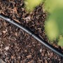Geka Drip-Set Tropfrohr (Ø 16mm) zur Bewässerung von Hecken und Beeten im Garten.