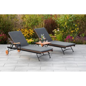 Merxx Schlossgarten Set, 3-teilig: 2 Liegen mit Auflagen und 1 Hocker aus Eukalyptusholz.