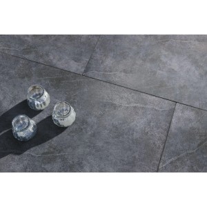 Diephaus Cera-Roca Basalt Terrassenplatten 60x60 cm in dunkler Steinoptik. Robuste Keramikplatten für Terrasse & Garten.