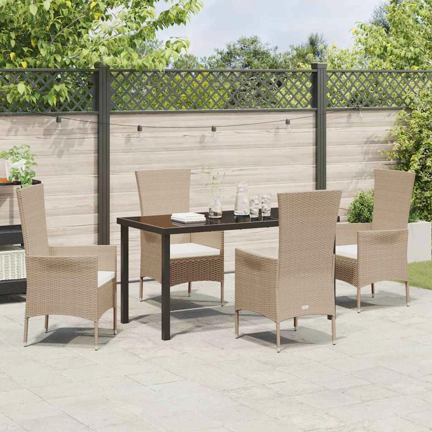 Beige 5-teilige vidaXL Garten Essgruppe aus Polyrattan mit Tisch und Stühlen.