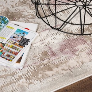 Detailansicht: Obsession Teppich My Bolero 810 Lavendel, abstrakter Hochflorteppich mit 3D-Effekt.