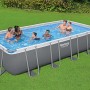 Bestway Stahlrahmenpool-Set PowerSteel mit Familie im Garten.