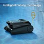 Schwarzer POOL ROYAL Akku-Poolroboter PR10 im Pool mit intelligenter Parktechnologie.