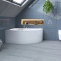 Weiße Bad Land Eckbadewanne MEGA 160x105 links mit Acrylschürze und Ablauf im modernen Bad.