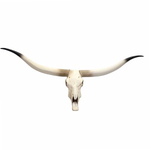 Deko Kuhschädel D32 aus Polyresin, 103x43x11cm, detailreich und naturgetreu für die Wand.