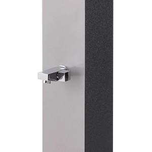 Detailaufnahme: Kaltwasserhahn der Steinbach Speed Shower Solardusche Deluxe.
