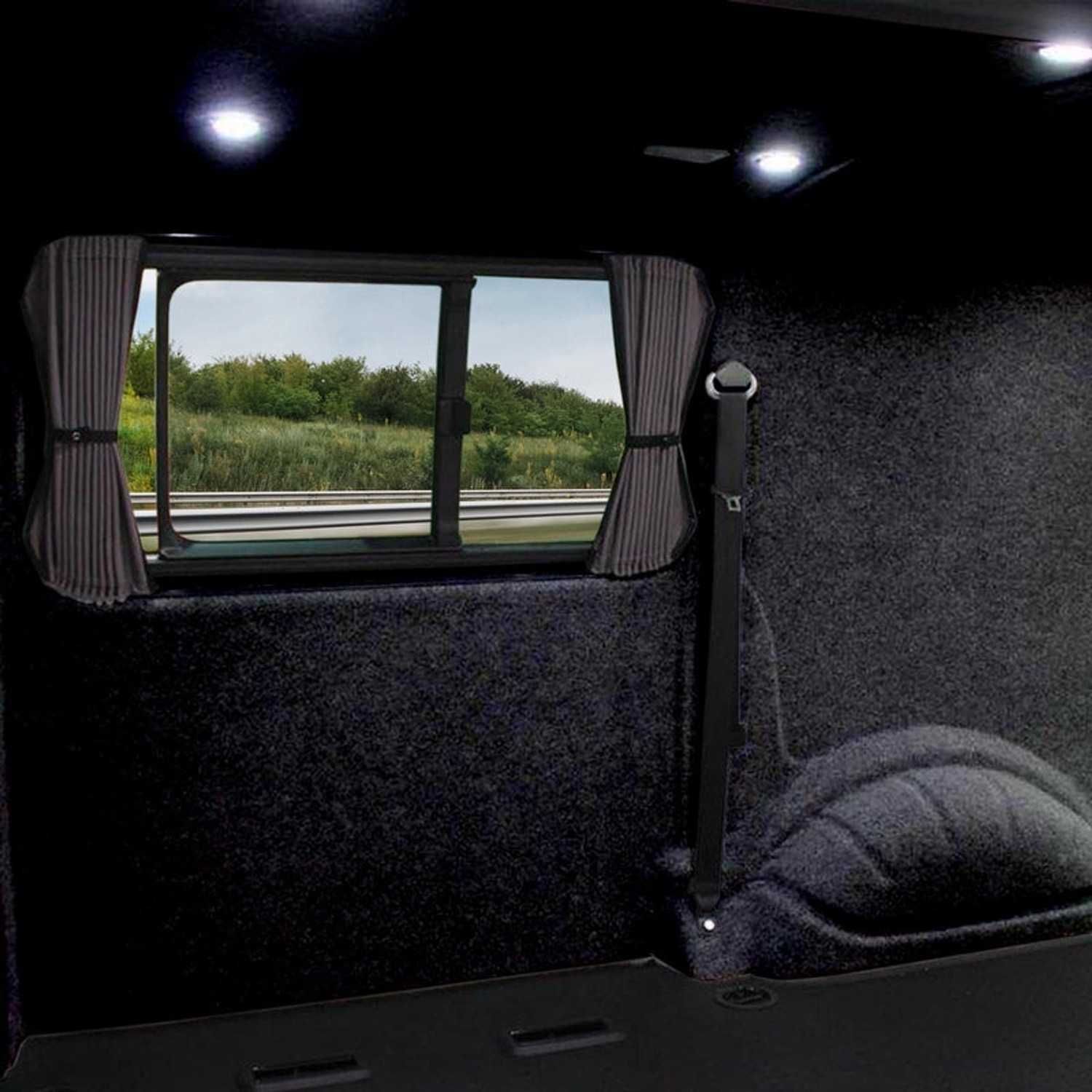 Schwarzer KARAT Nadelfilz Superflex zur Innenraumverkleidung im Fahrzeug, zuschneidbar.