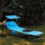 Blaue SoBuy Gartenliege mit Sonnendach und Kopfkissen, klappbar. Ideal zum Entspannen im Garten.