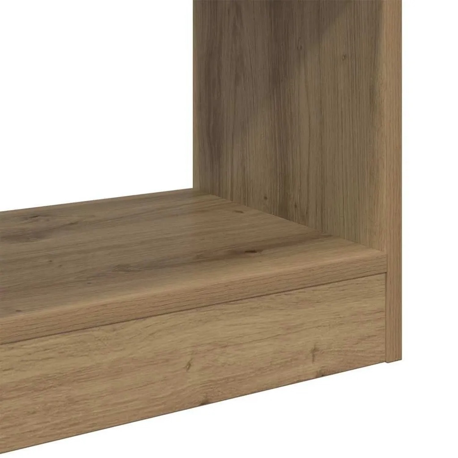 Braunes vidaXL Bücherregal aus Holzwerkstoff. Nahaufnahme eines Regalfachs mit Holzmaserung.