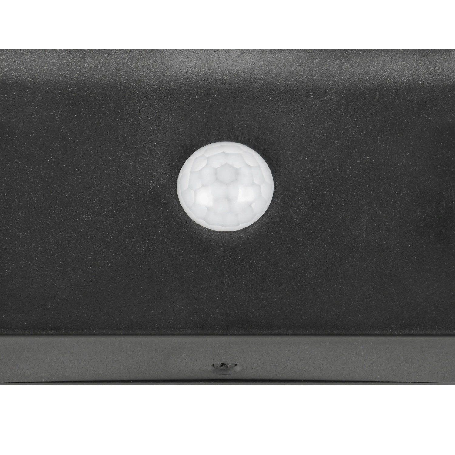 Detailaufnahme der schwarzen Reality LED Solar-Wandleuchte Atico mit Bewegungsmelder.