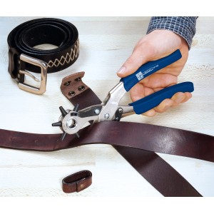 LUX Revolverlochzange 220 mm Comfort beim Lochen eines Ledergürtels.