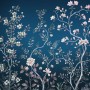 Komar Fototapete Aurore Blau 300x250cm mit floralem Muster auf blauem Grund.