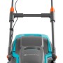 Gardena Elektro-Rasenmäher PowerMax 1800/42 in Grau und Türkis, Frontansicht.