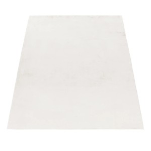 Cremefarbener Ayyildiz Kurzflorteppich Pouffy 140x200 cm. Weicher Soft-Touch Teppich aus Polyester, pflegeleicht.