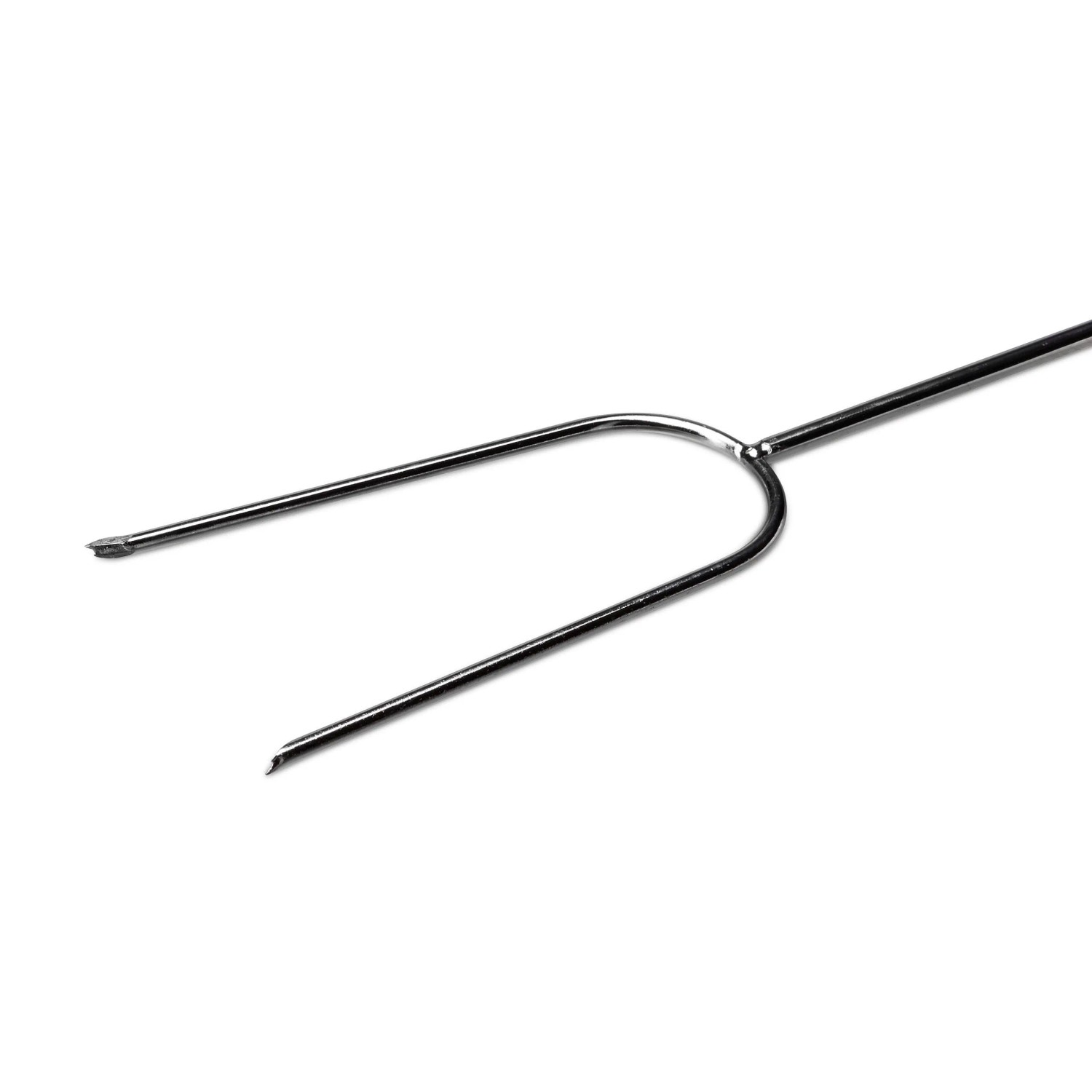 Detailaufnahme: Grillspieß aus Edelstahl mit Doppelspitze und Holzgriff, Teil des 6er Sets.