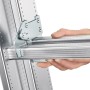 Detailaufnahme: Hand bedient Rastsystem der Hailo Alu-Schiebeleiter ProfiStep Duo.