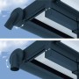 Detailaufnahme: Graue Palram Sierra Terrassenüberdachung mit Entwässerungssystem.