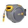 Hozelock Auto Reel Schlauchtrommel mit 30m Schlauch, grau/gelb, zur Wandmontage.