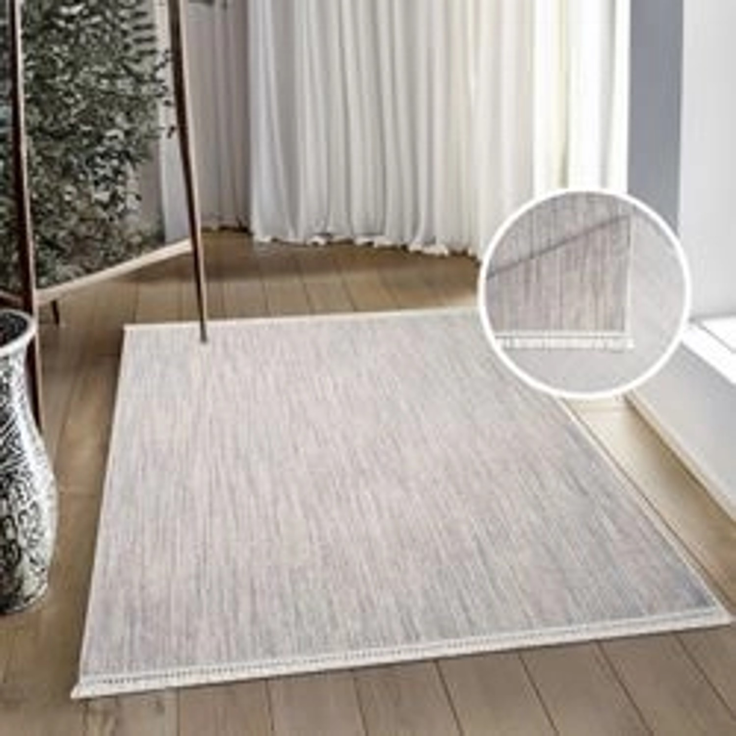 Grauer payé Teppich Klassiko 52 mit Fransen, 200x290 cm. Kurzflor Teppich im Boho-Look.