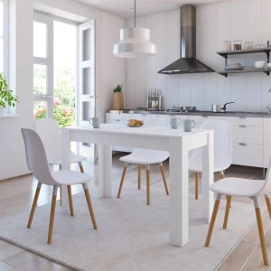 Weißer vidaXL Esstisch (120x60x76 cm) aus Holzwerkstoff in moderner Küche mit Stühlen. Schlichtes Design.