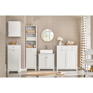 SoBuy Badmöbel-Set mit Hängeschrank, Waschtischunterschrank, Hochschrank und Unterschrank in Weiß.