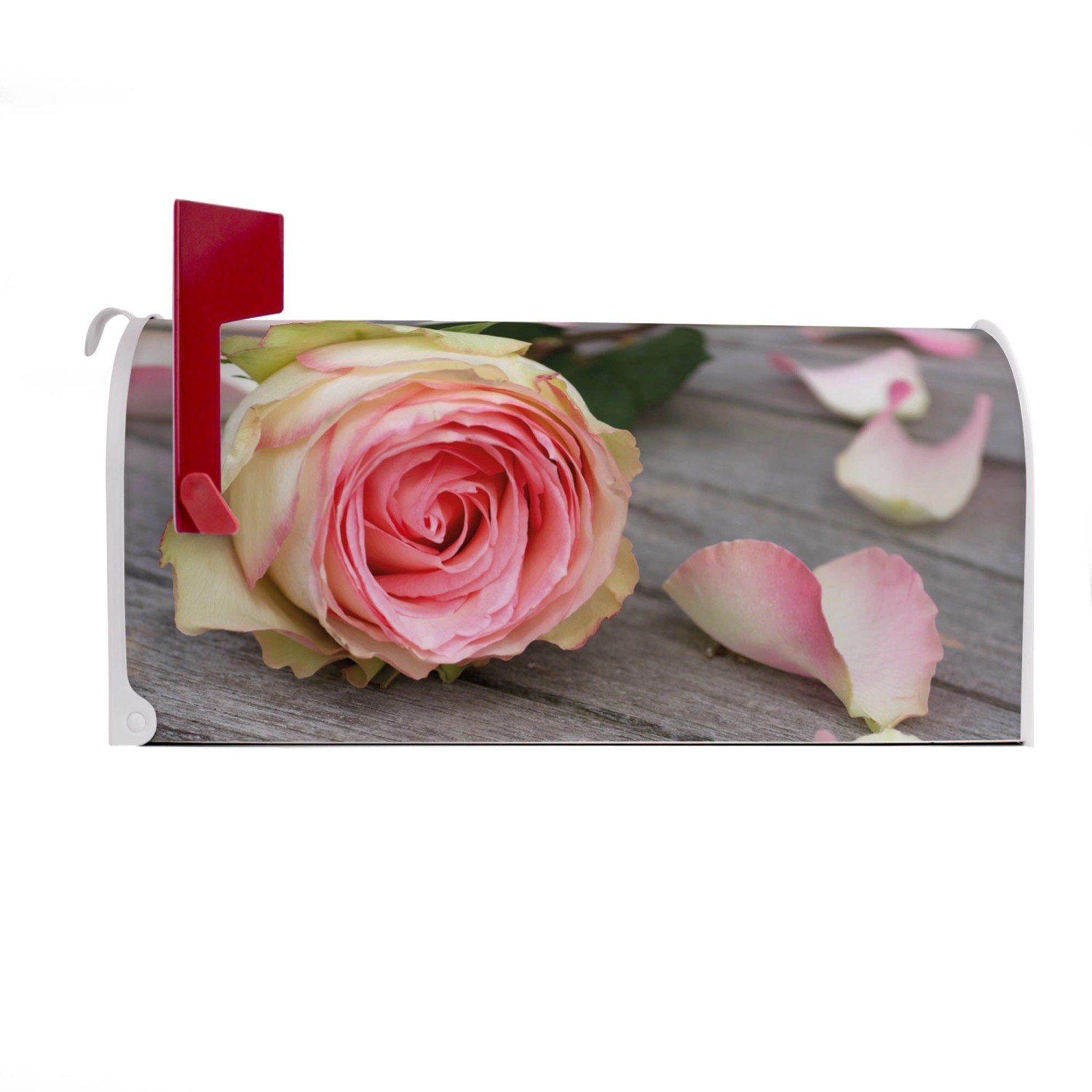 Weißer US Briefkasten mit Rosen Motiv. Amerikanischer Postkasten mit roter Fahne.