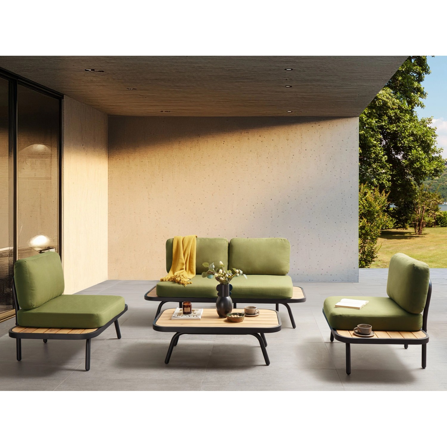 Beliani Sitzgruppe MINOZZO Olivgrün: Gartenmöbel Set mit Sofa, Sesseln und Tisch.