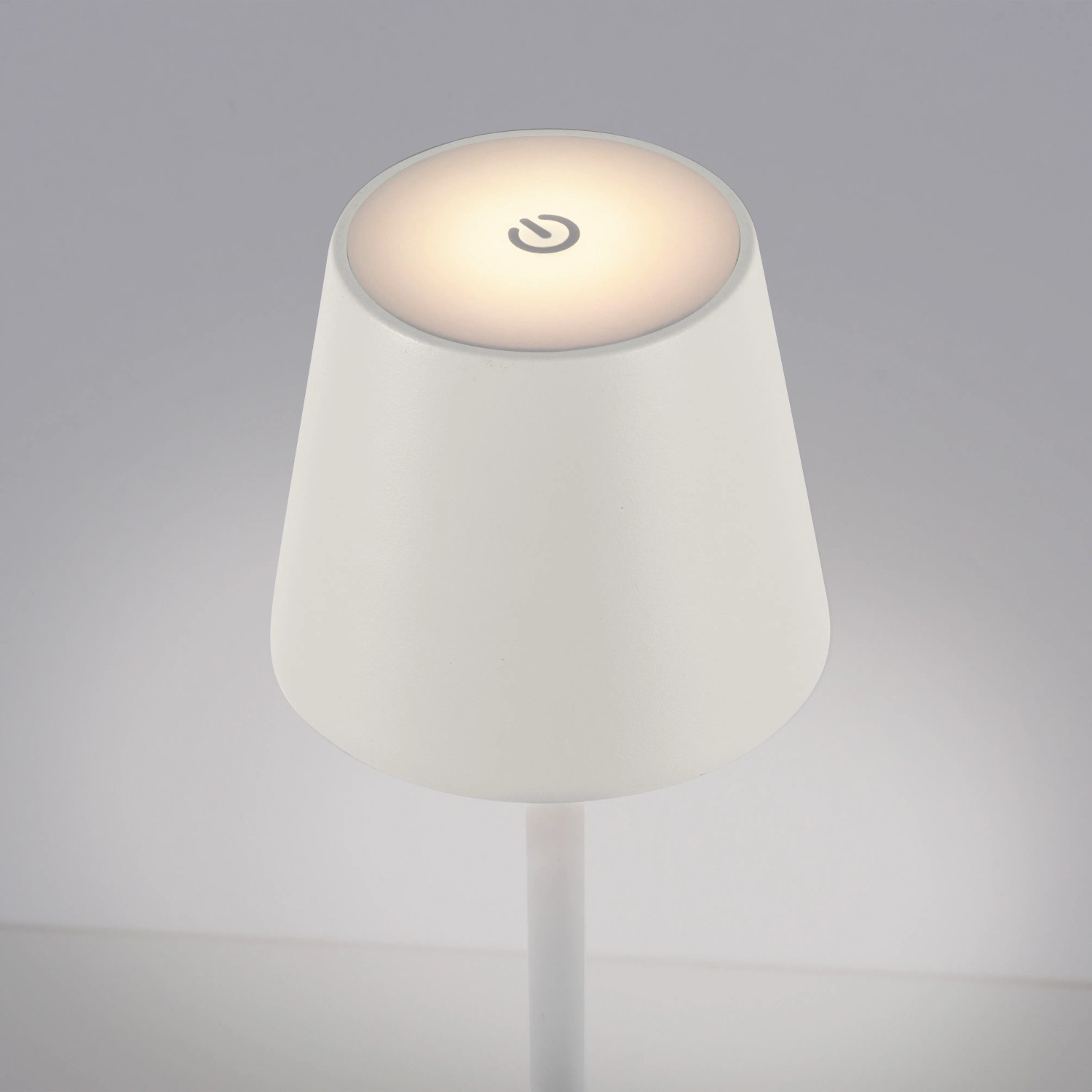 Weiße LED-Akku-Tischleuchte Euria von Just Light, 37 cm hoch, mit Touchdimmer.
