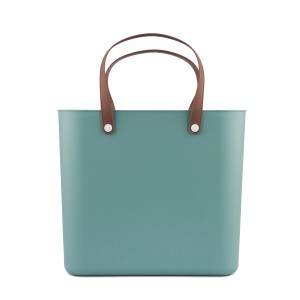 Rotho Multibag Albula Style 25 l in Mistletoe Green, Aufbewahrungsbox mit braunen Griffen.