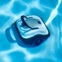 Akku-Poolroboter Orca 45 CL im Pool, kabelloser Poolsauger für die Reinigung des Poolbodens.