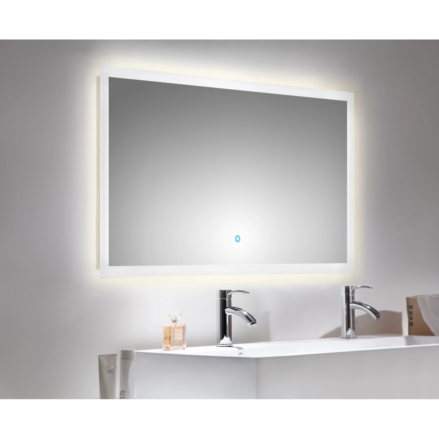 Rechteckiger Posseik LED-Lichtspiegel (65x120 cm) mit Touch-Bedienung und neutralweißem Licht.