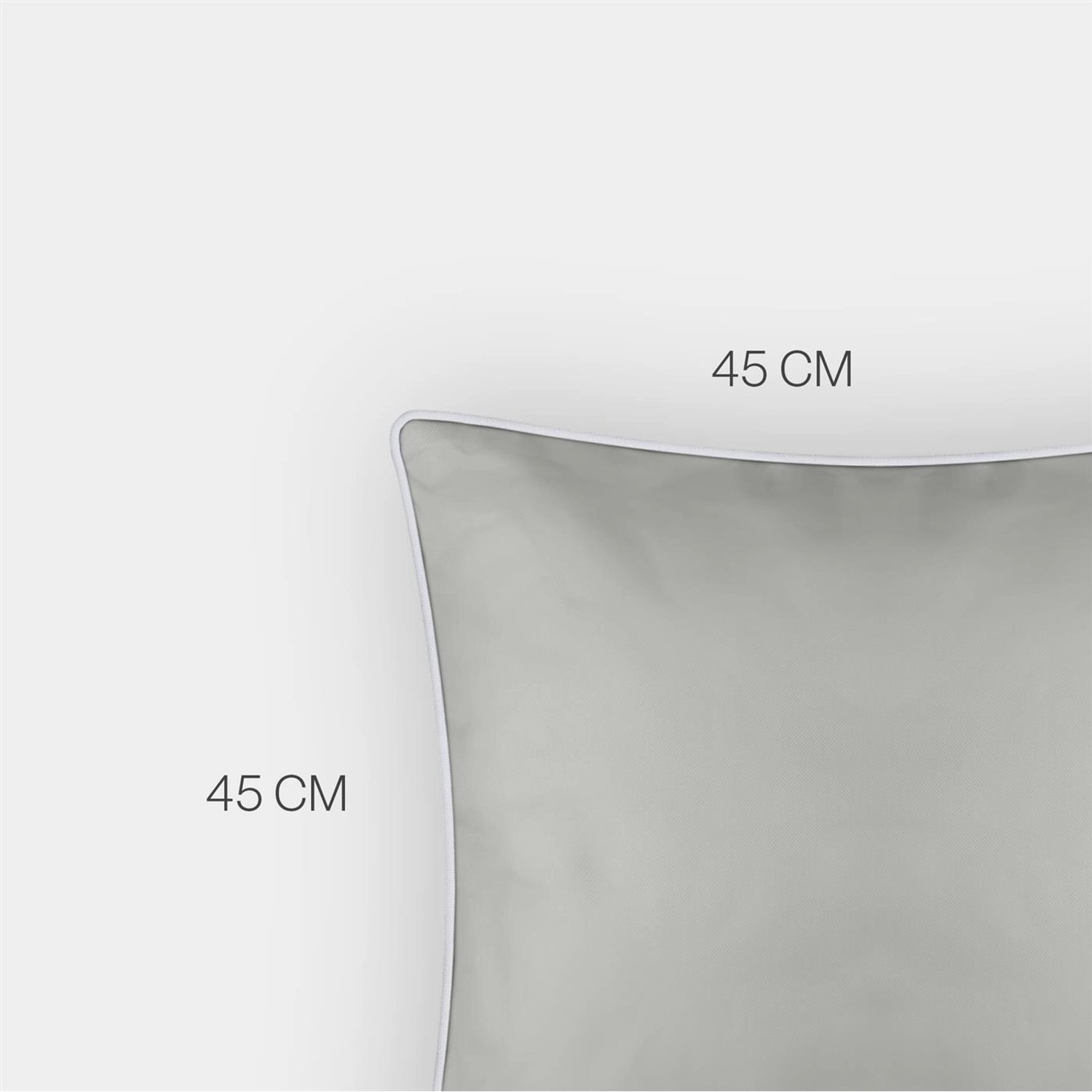 Beiges Outdoor Kissen 45x45 cm mit weißer Paspel, 2er-Pack.