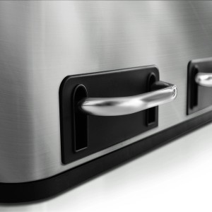 Detailaufnahme: Edelstahl Mülleimer Felix mit Pedal und Trennsystem (2x15L).