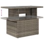 Verstellbarer Gartentisch aus grauem Poly Rattan, Teil der vidaXL Garten-Sofagarnitur. Tischplatte hochgestellt.