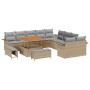 Beiges 13-teiliges Garten-Sofa-Set aus Poly Rattan mit Tisch und Hockern.